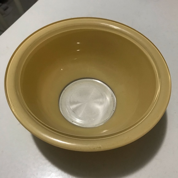 Pyrex Clear Bottom Mixing Bowl - Picture 4 of 5
